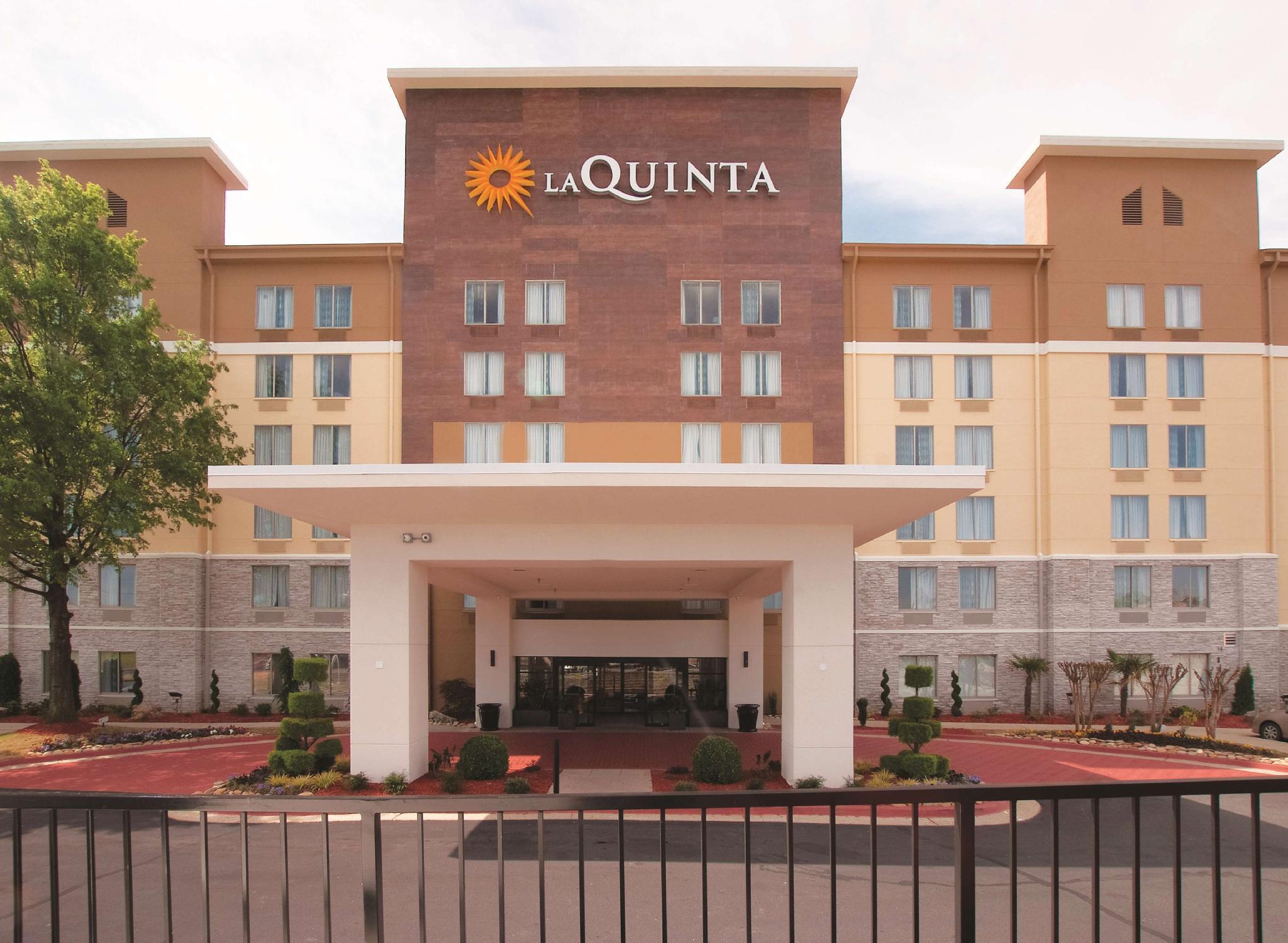 La Quinta By Wyndham Atlanta Airport North Hotell Exteriör bild